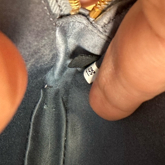 Miu Miu matelassé leather crossbody bag - Picture 8 of 14